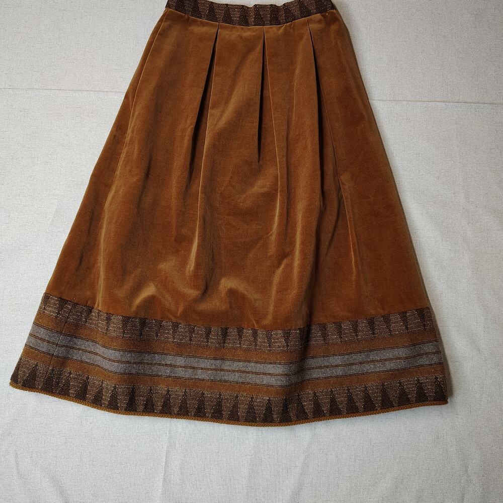 Albert Capraro Brown Velvet Midi Skirt Sz 8 Pleated Southwestern Boho VTG 70s